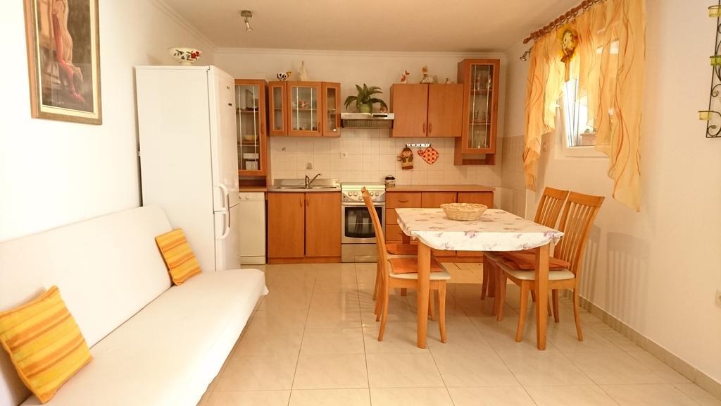 Guest House Mara Vela Luka Kültér fotó
