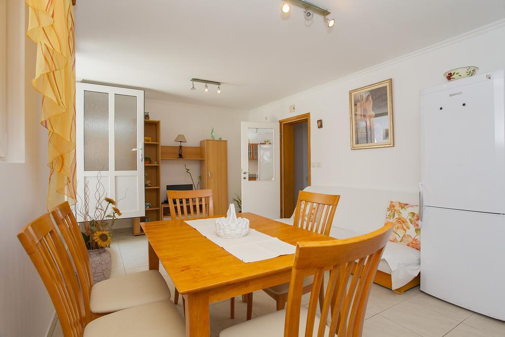 Guest House Mara Vela Luka Kültér fotó