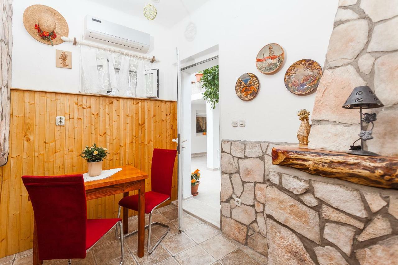 Guest House Mara Vela Luka Kültér fotó