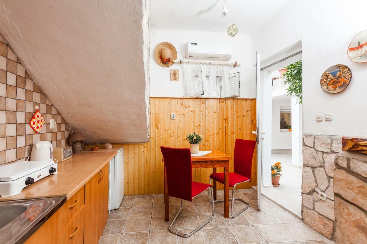 Guest House Mara Vela Luka Kültér fotó