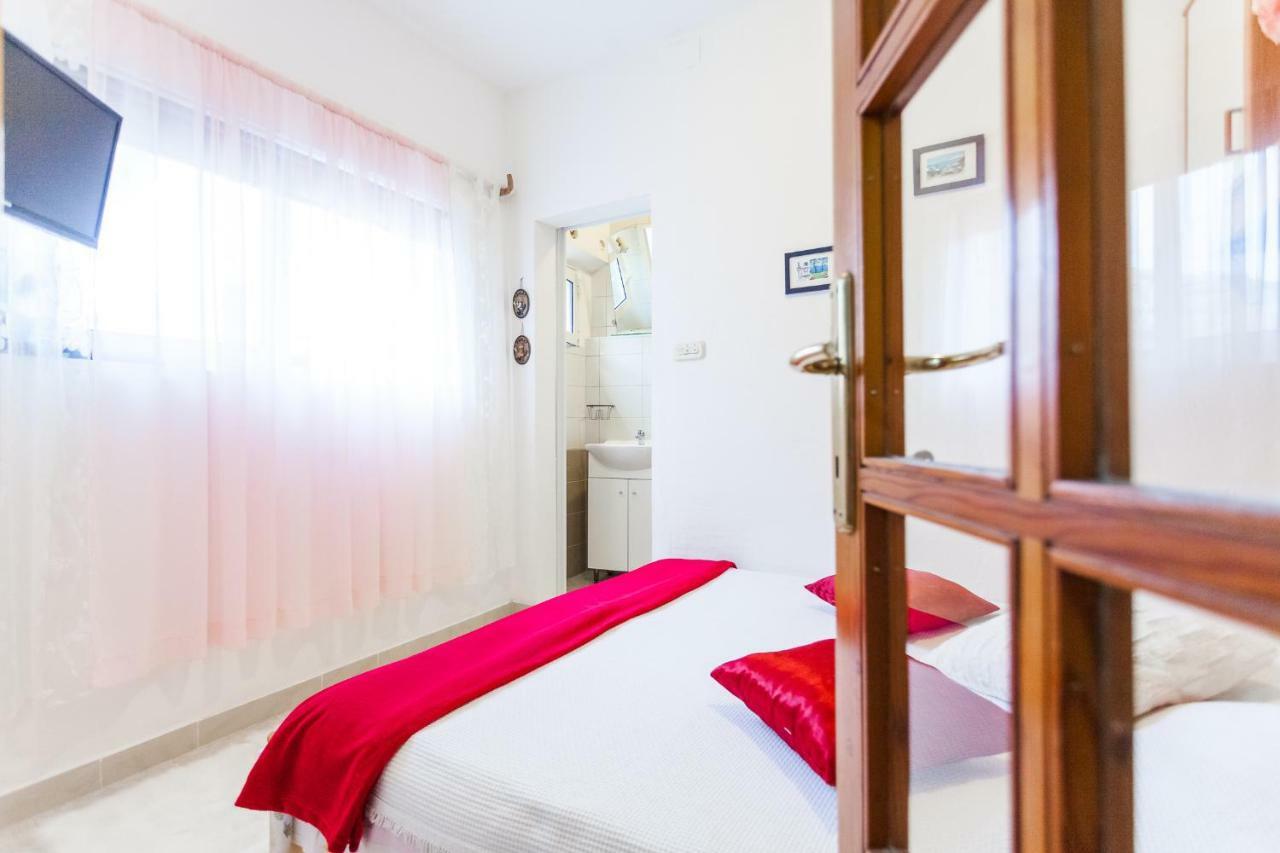 Guest House Mara Vela Luka Kültér fotó