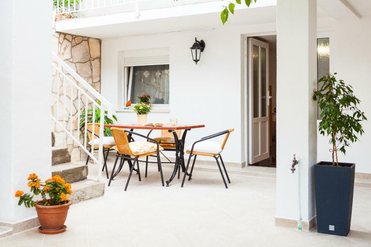 Guest House Mara Vela Luka Kültér fotó